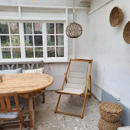 ヴィラ Summer House In Arsdale With A Beautiful Sea View
